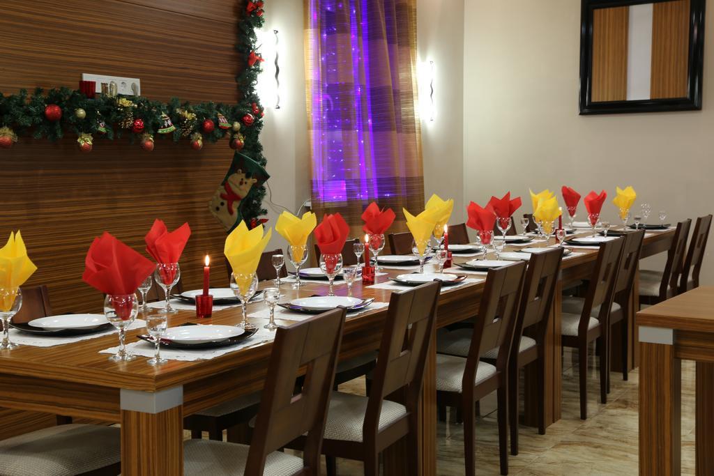 Lacasa Hotel Atyrau Exterior photo